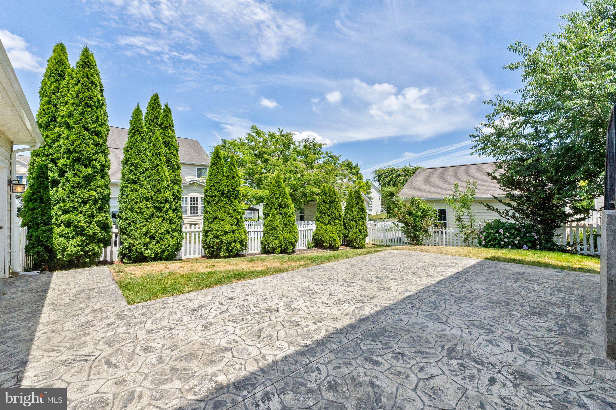 HUNTFIELD - Residential