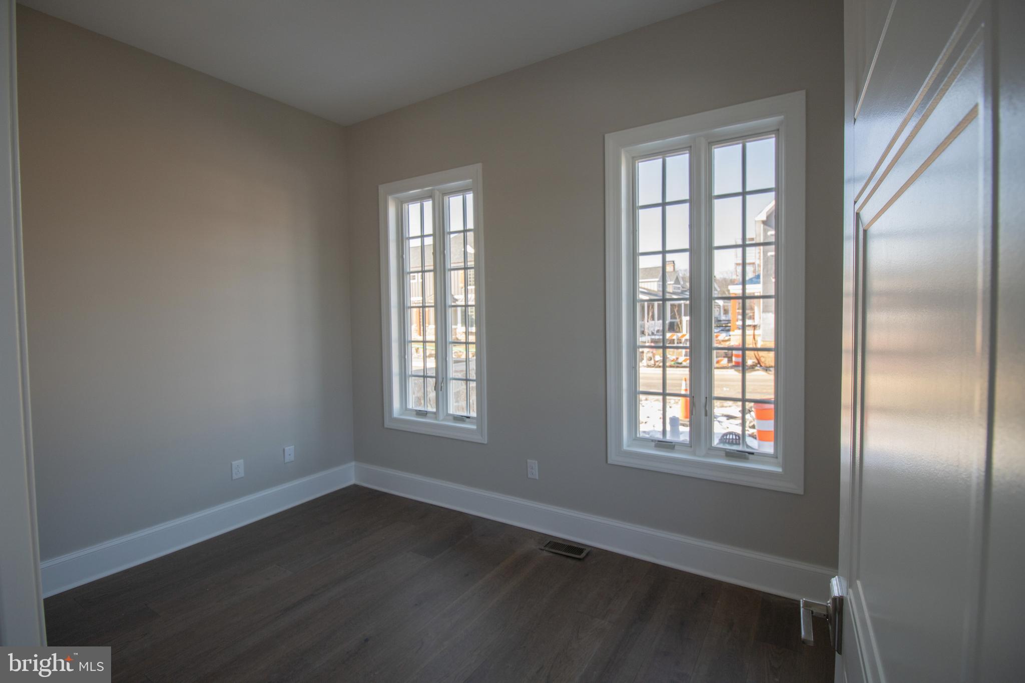 COLUMBIA PLACE - Residential