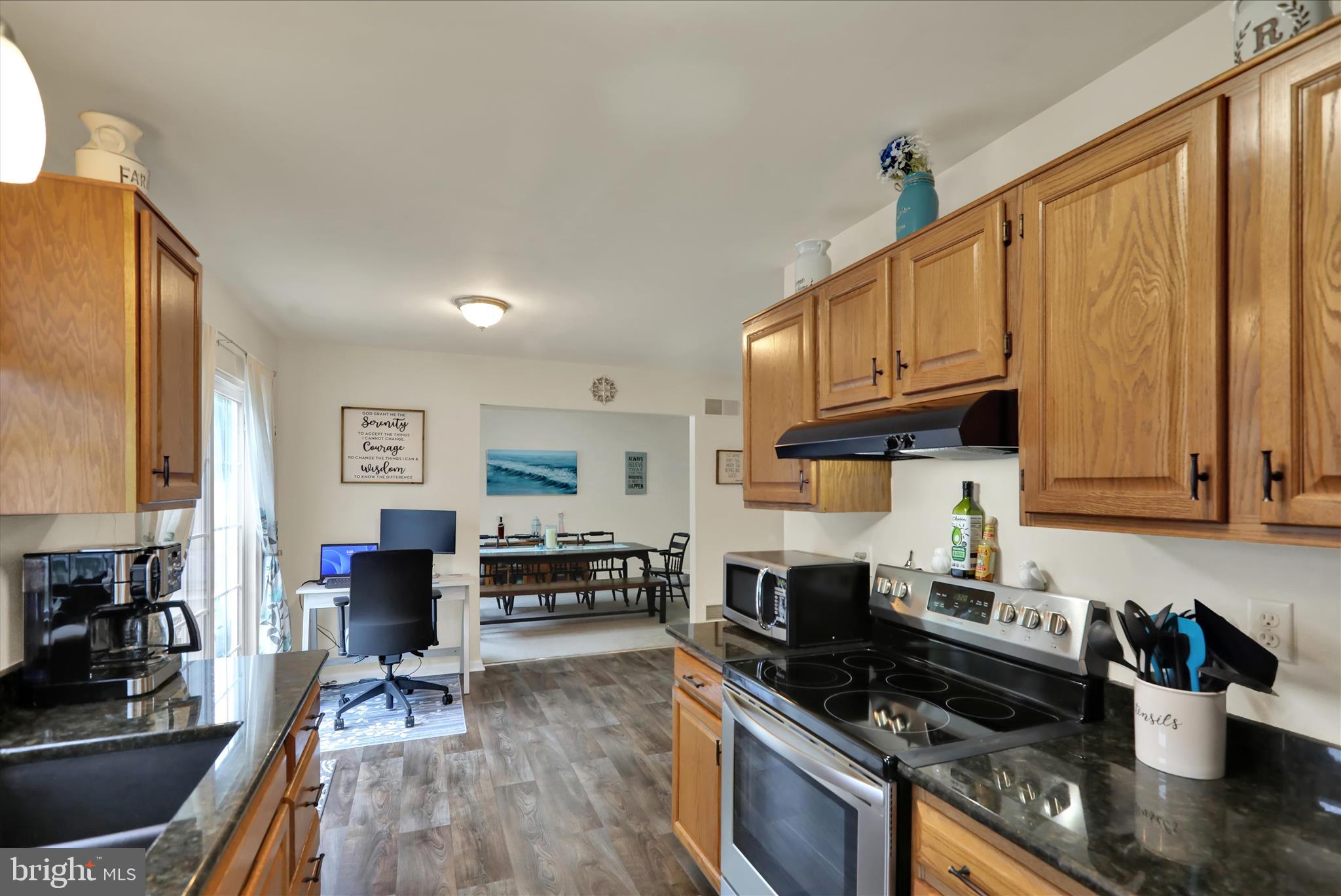 WHITFORD HILL - Residential