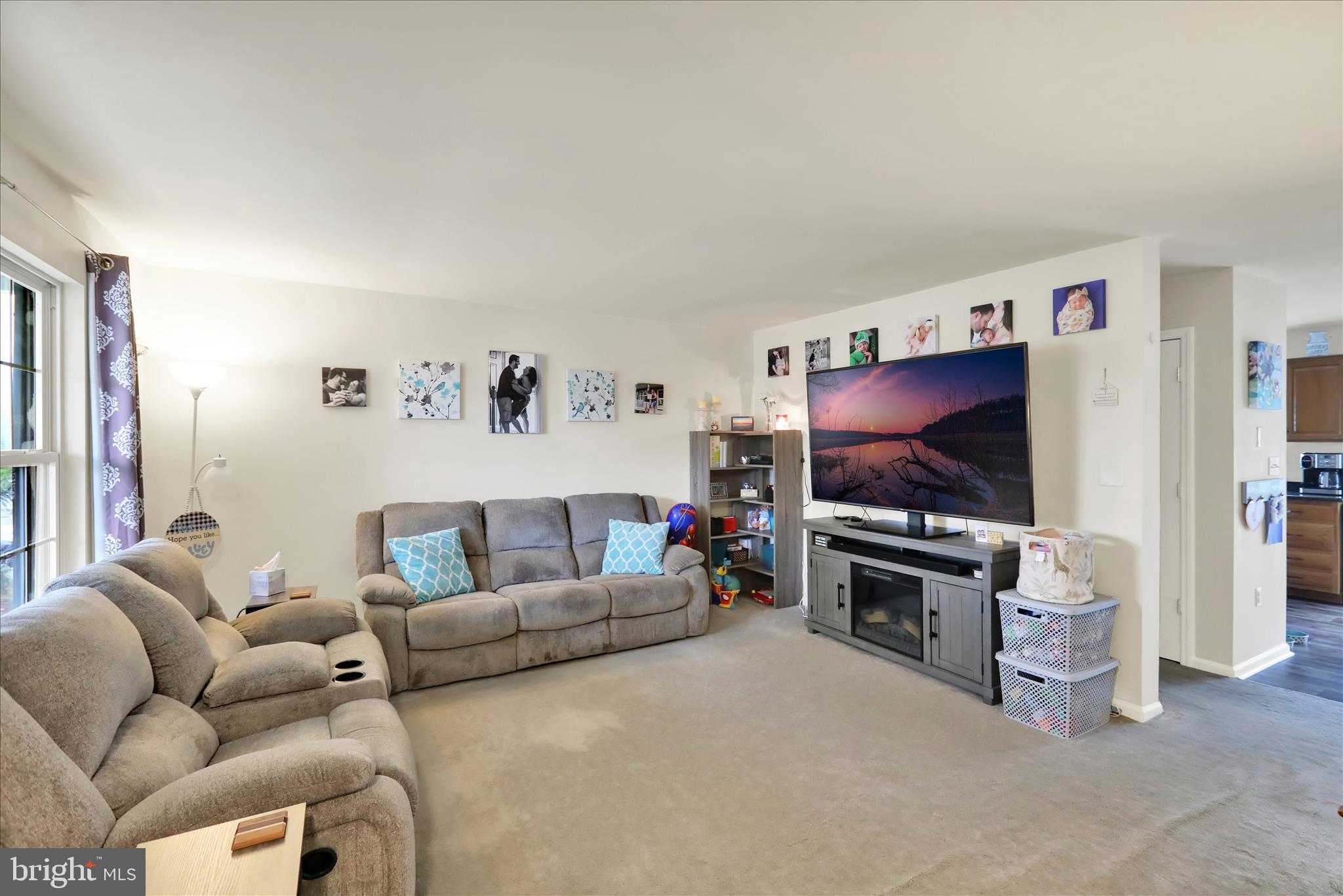 WHITFORD HILL - Residential