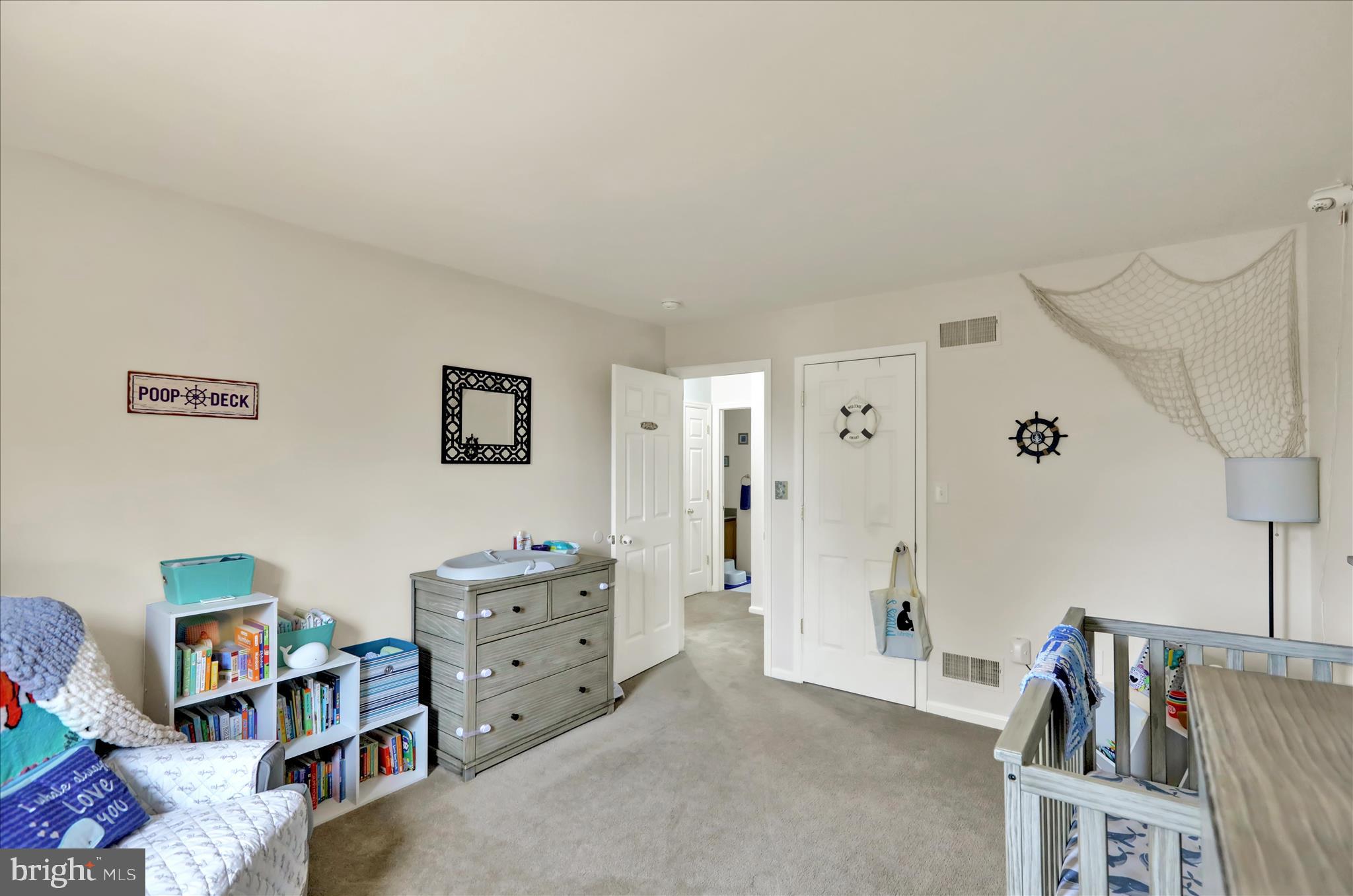 WHITFORD HILL - Residential