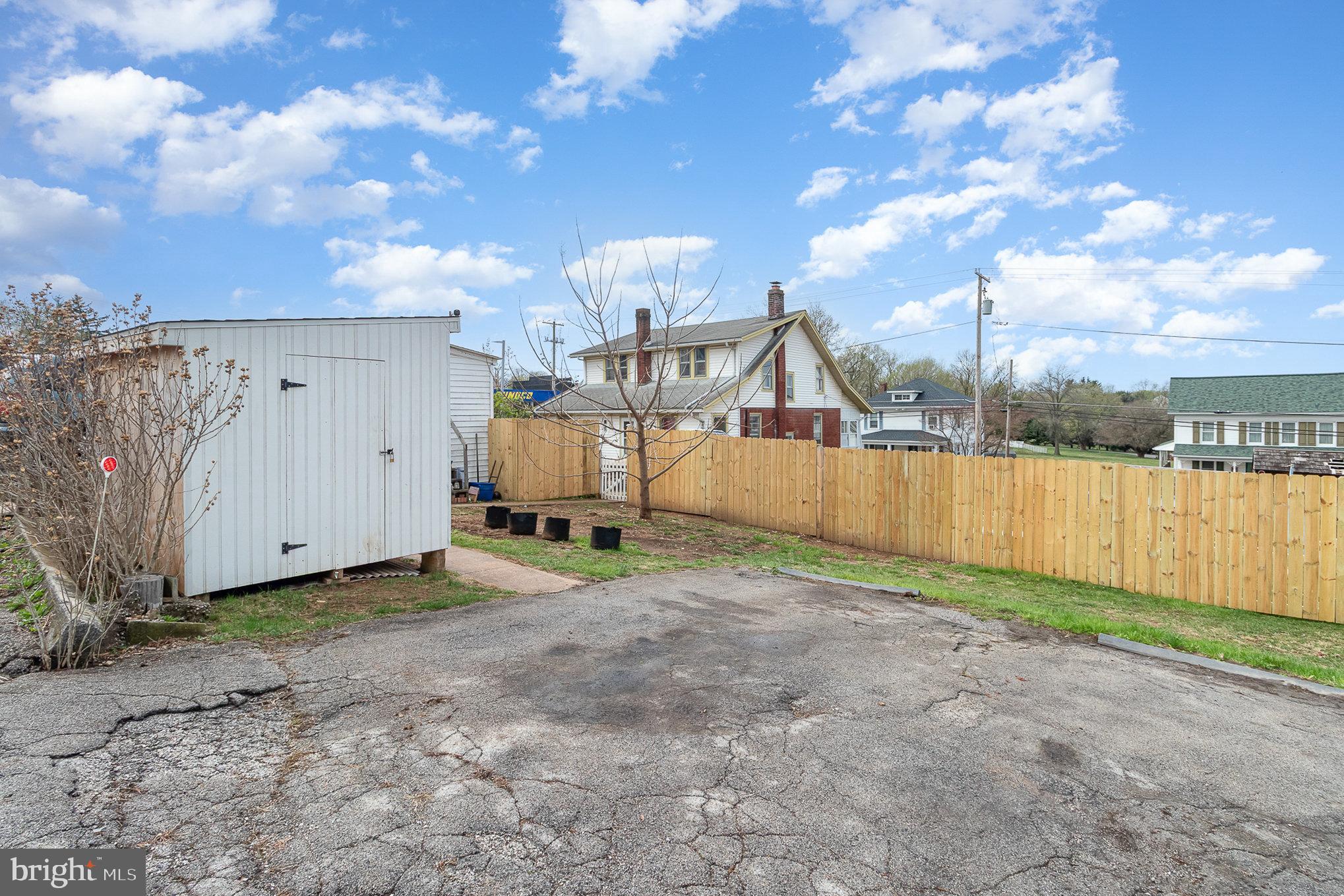 YORK NEW SALEM - Residential