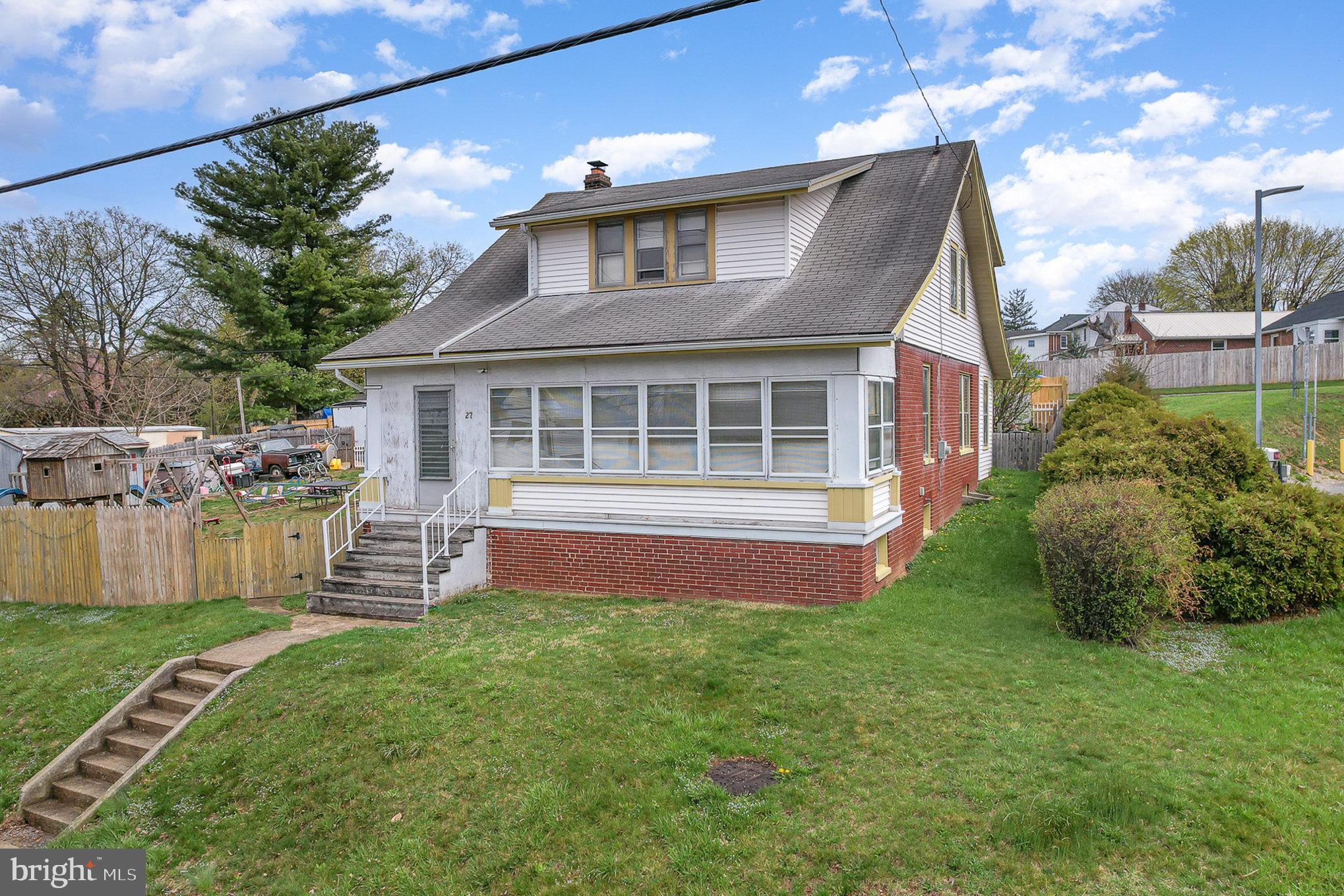 YORK NEW SALEM - Residential