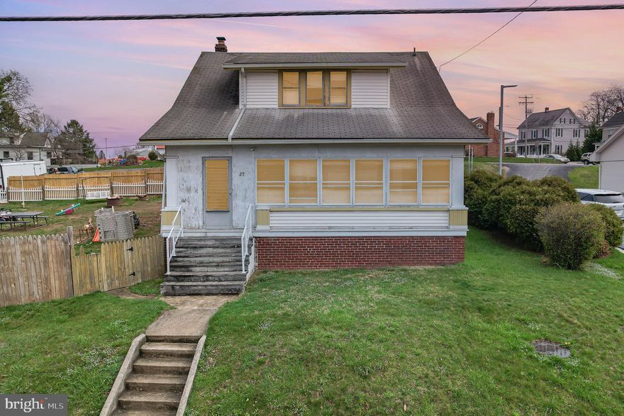 Charming Cape Cod in Prime York New Salem Location!

Don't miss this fantastic opportunity to own a spacious home on a double lot in the heart of York New Salem. This classic Cape Cod offers 3 generously sized bedrooms and a full bath on the upper level. The main floor features a large living room, formal dining room with convenient laundry hook-up, a bright kitchen, a versatile bonus room perfect for a home office or playroom, and a sizable half bath. Enjoy the extra outdoor space with room to entertain, garden, or expand. Located in a quiet neighborhood, yet close to major routes, schools, and local amenities—this home is full of potential!