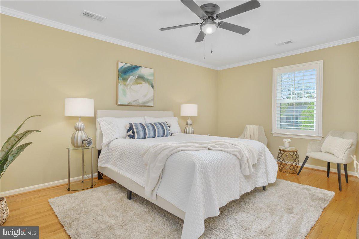 WALNUT POND - Residential