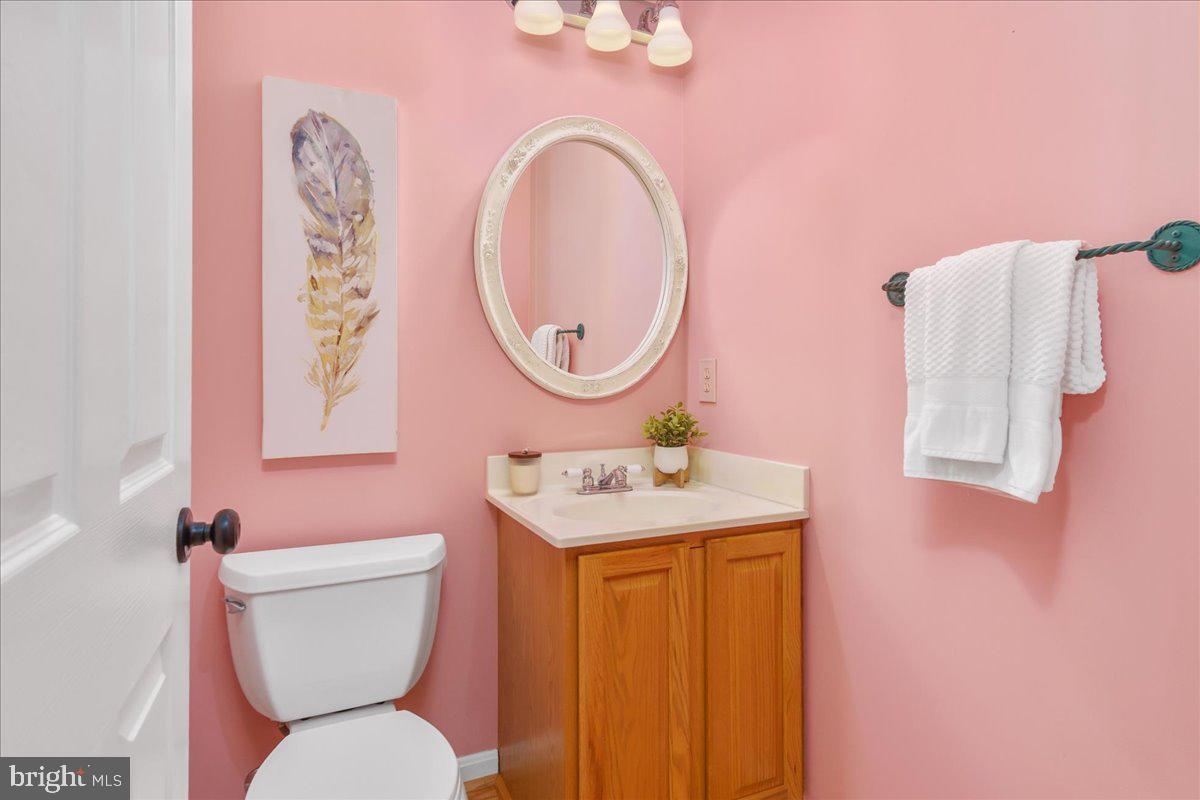 WALNUT POND - Residential