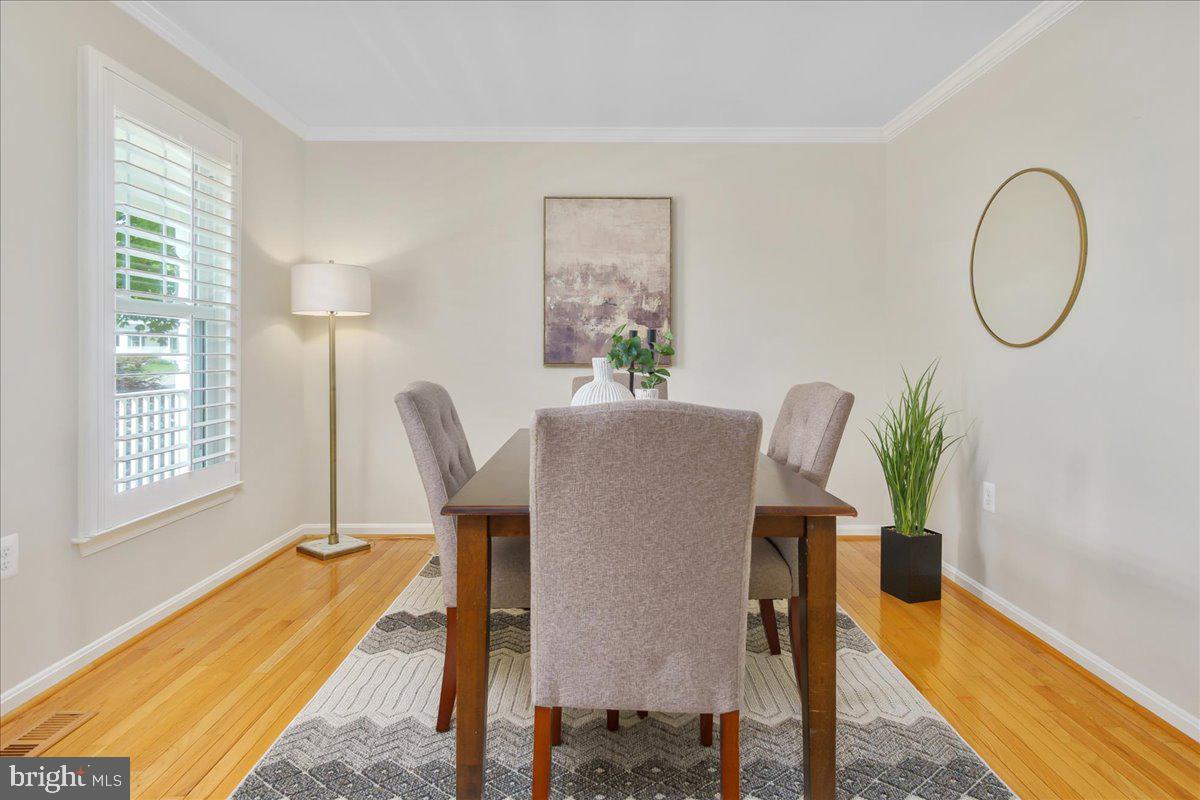 WALNUT POND - Residential