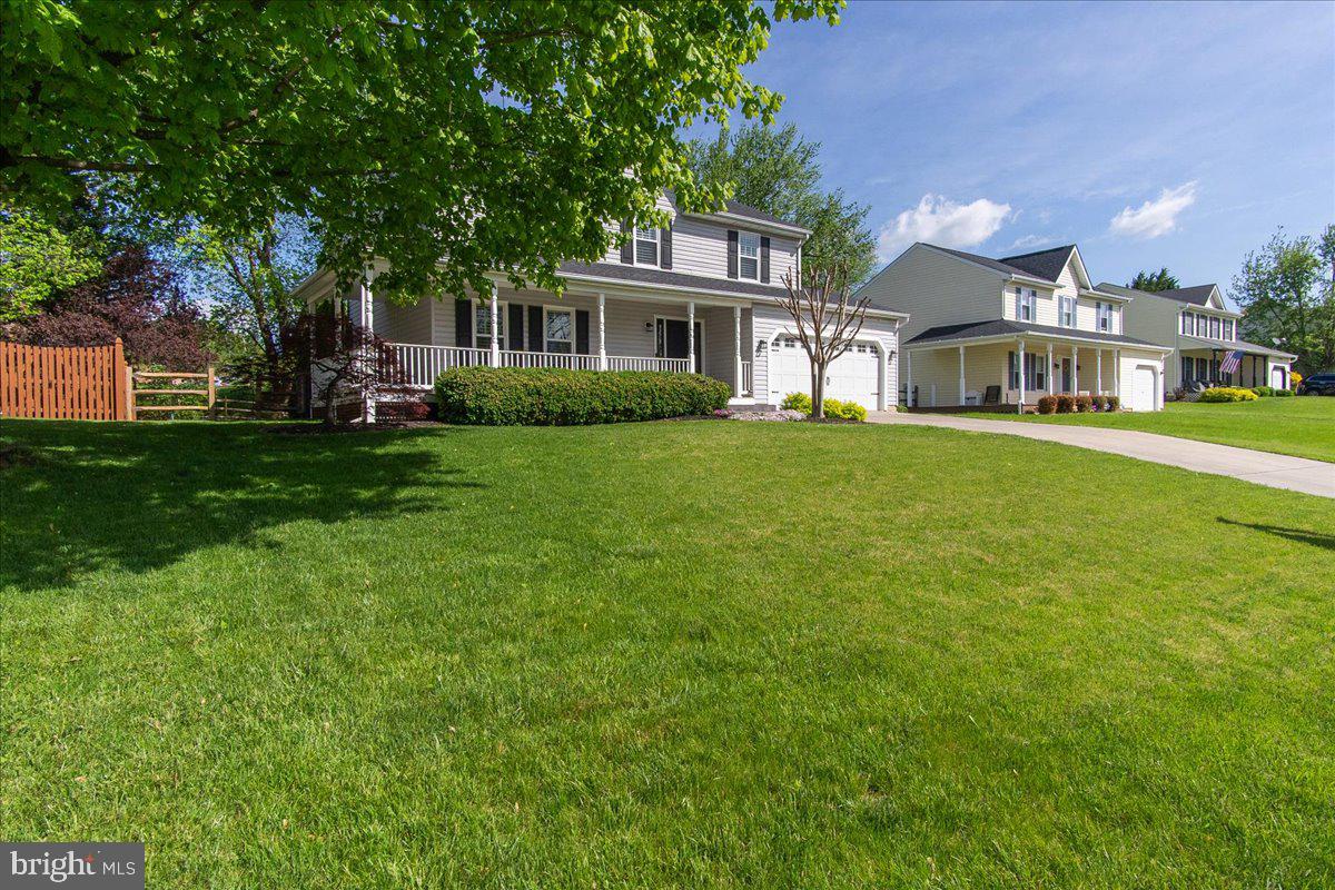 WALNUT POND - Residential