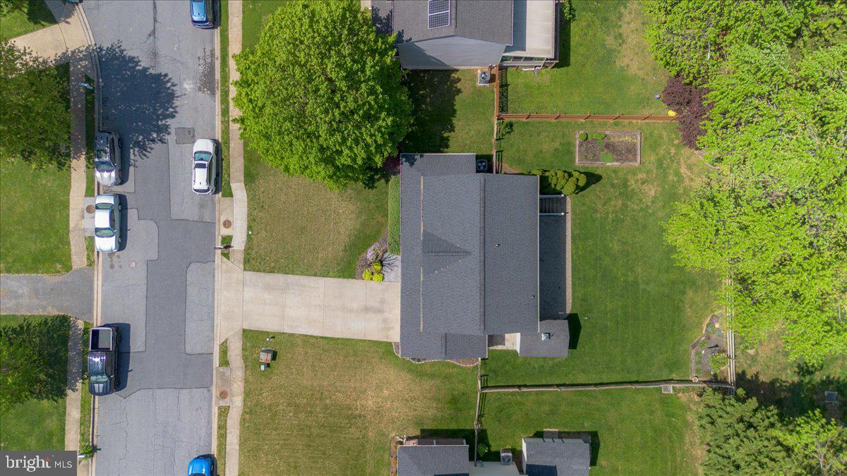 WALNUT POND - Residential