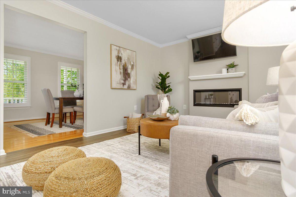 WALNUT POND - Residential