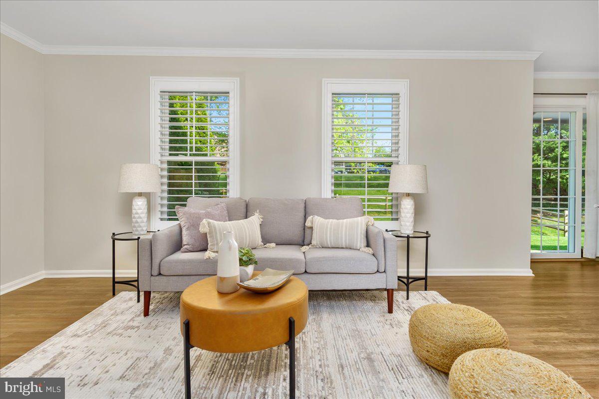 WALNUT POND - Residential