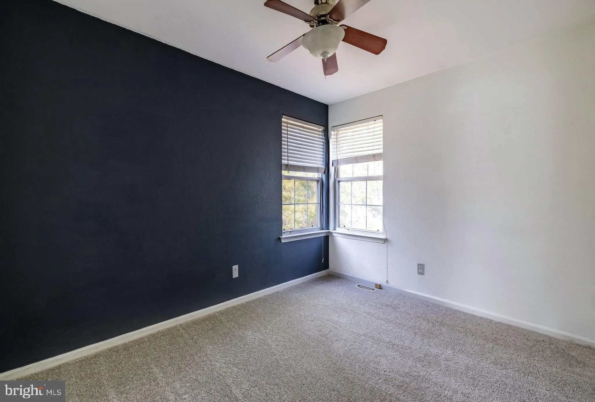 Mantua, New Jersey 08051, United States, 3 Bedrooms Bedrooms, ,3 BathroomsBathrooms,Residential,Pending,28345