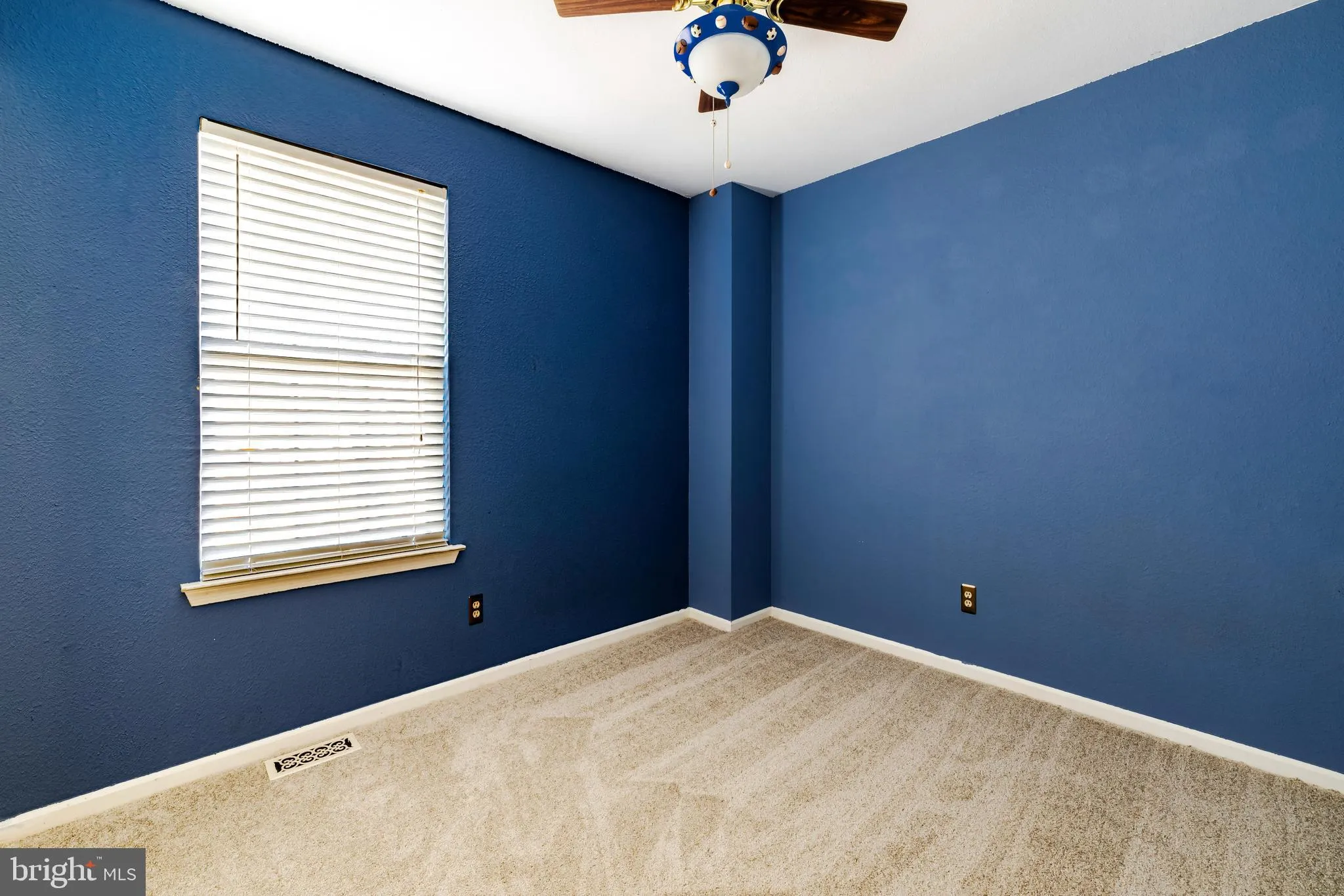 Mantua, New Jersey 08051, United States, 3 Bedrooms Bedrooms, ,3 BathroomsBathrooms,Residential,Pending,28345