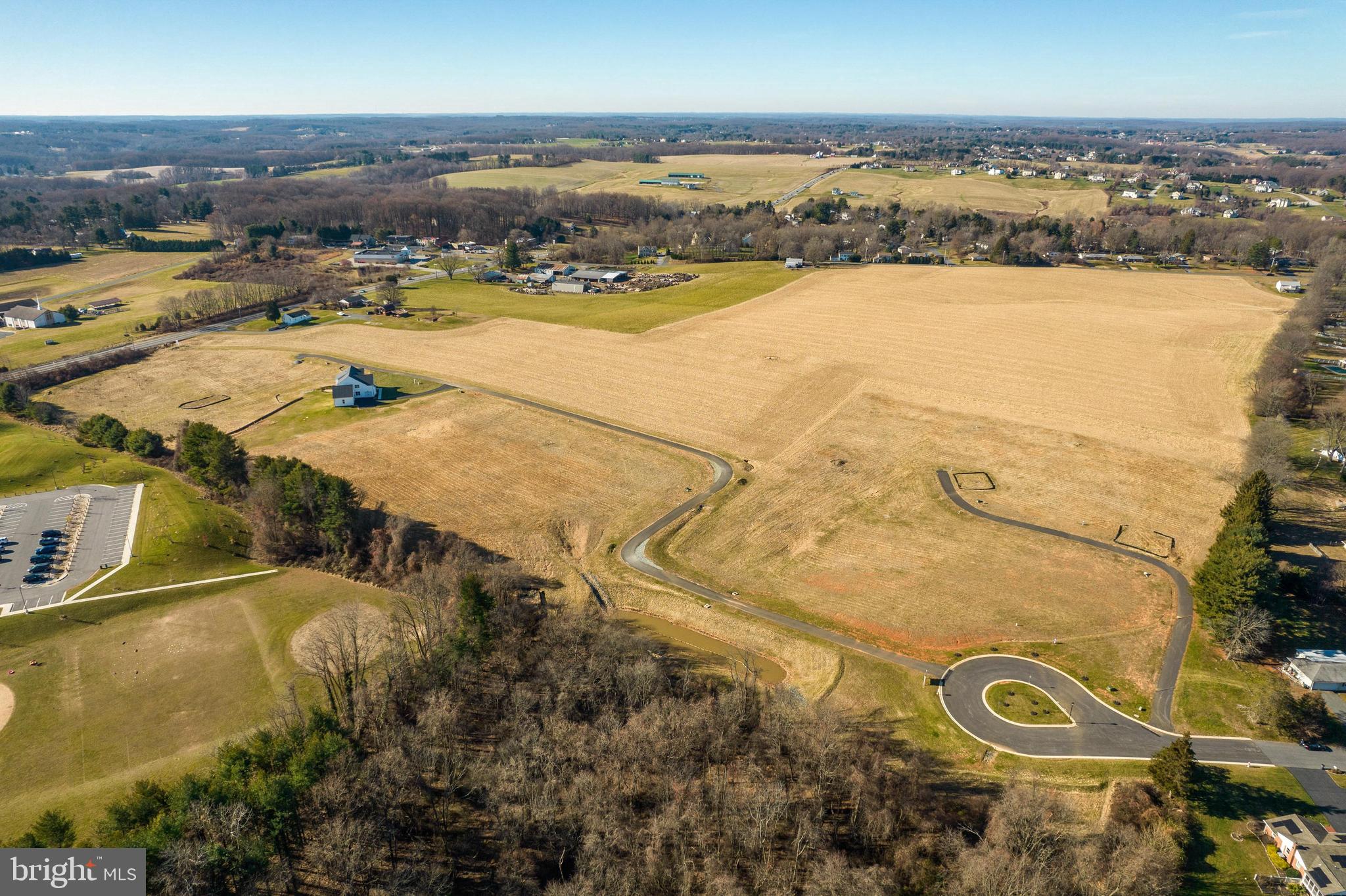 ALISON'S RIDGE - Land