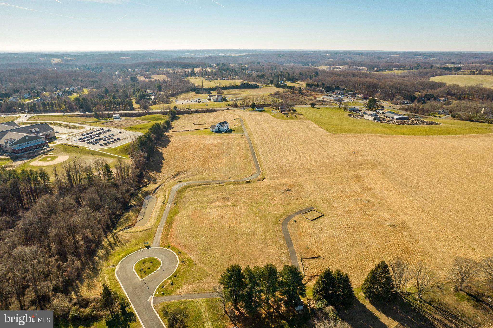 ALISON'S RIDGE - Land