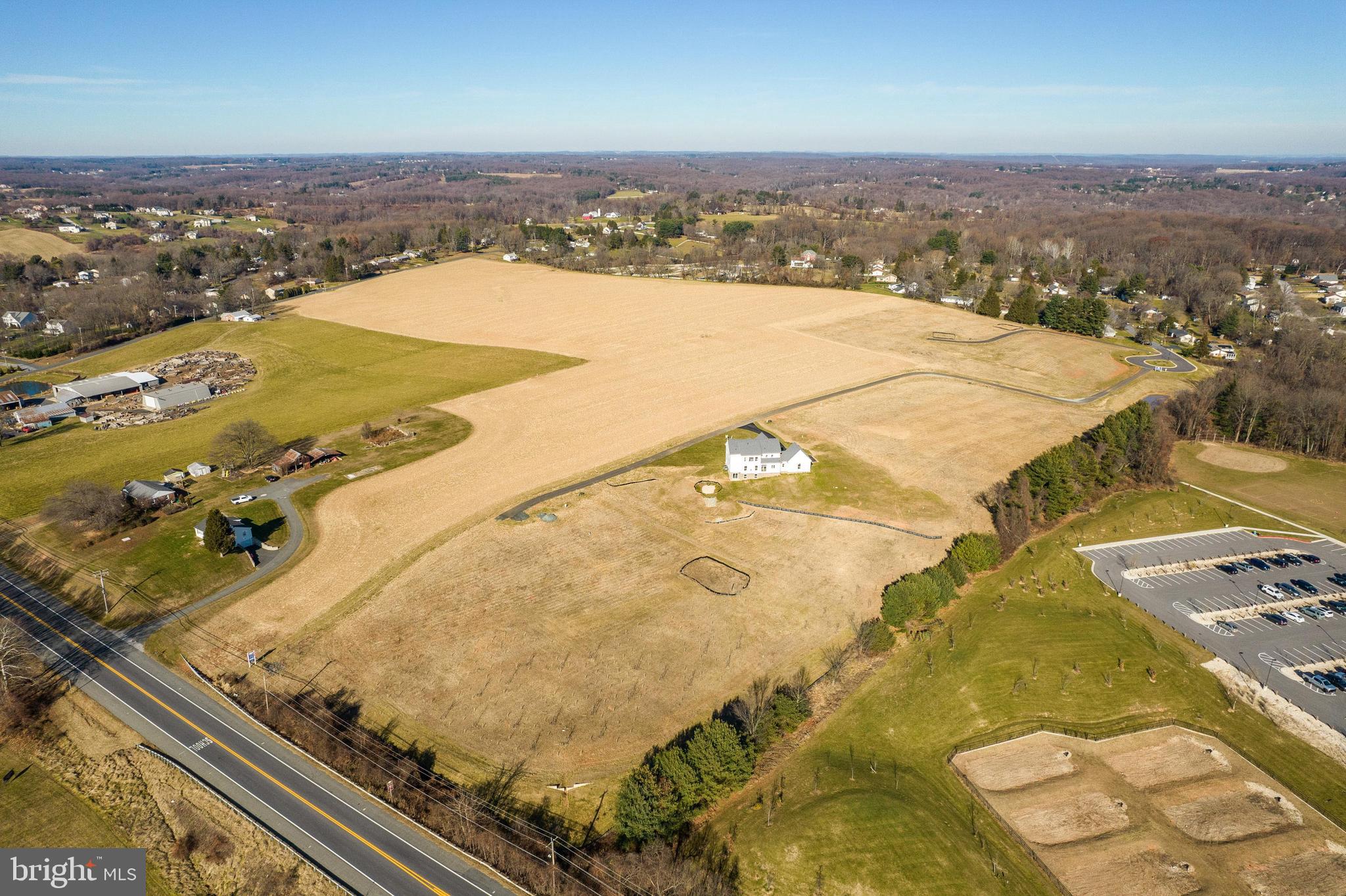 ALISON'S RIDGE - Land