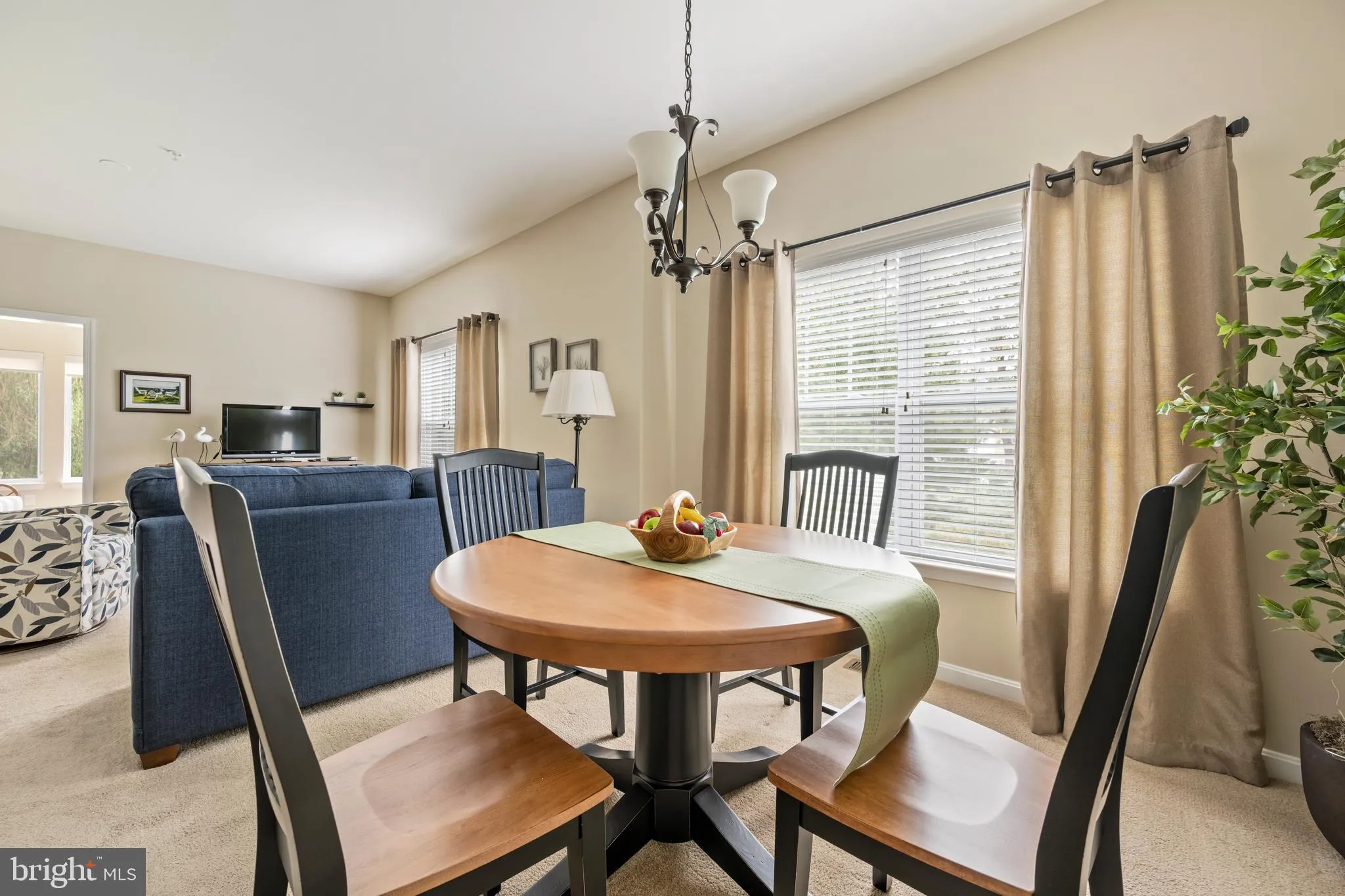 Rehoboth Beach, Delaware 19971, United States, 2 Bedrooms Bedrooms, ,2 BathroomsBathrooms,Residential,Active,228175