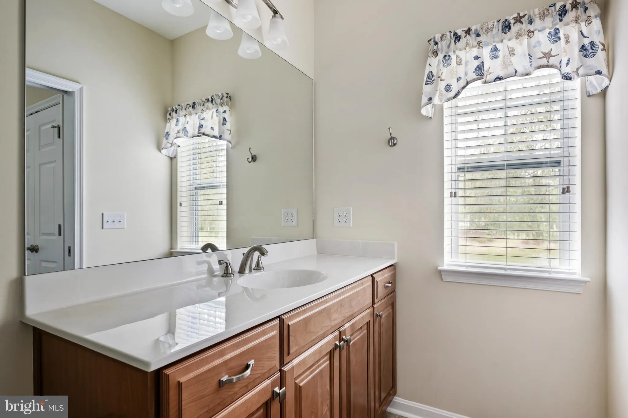 Rehoboth Beach, Delaware 19971, United States, 2 Bedrooms Bedrooms, ,2 BathroomsBathrooms,Residential,Active,228175