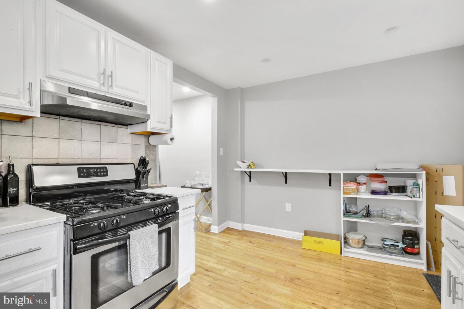 POINT BREEZE - Residential Lease