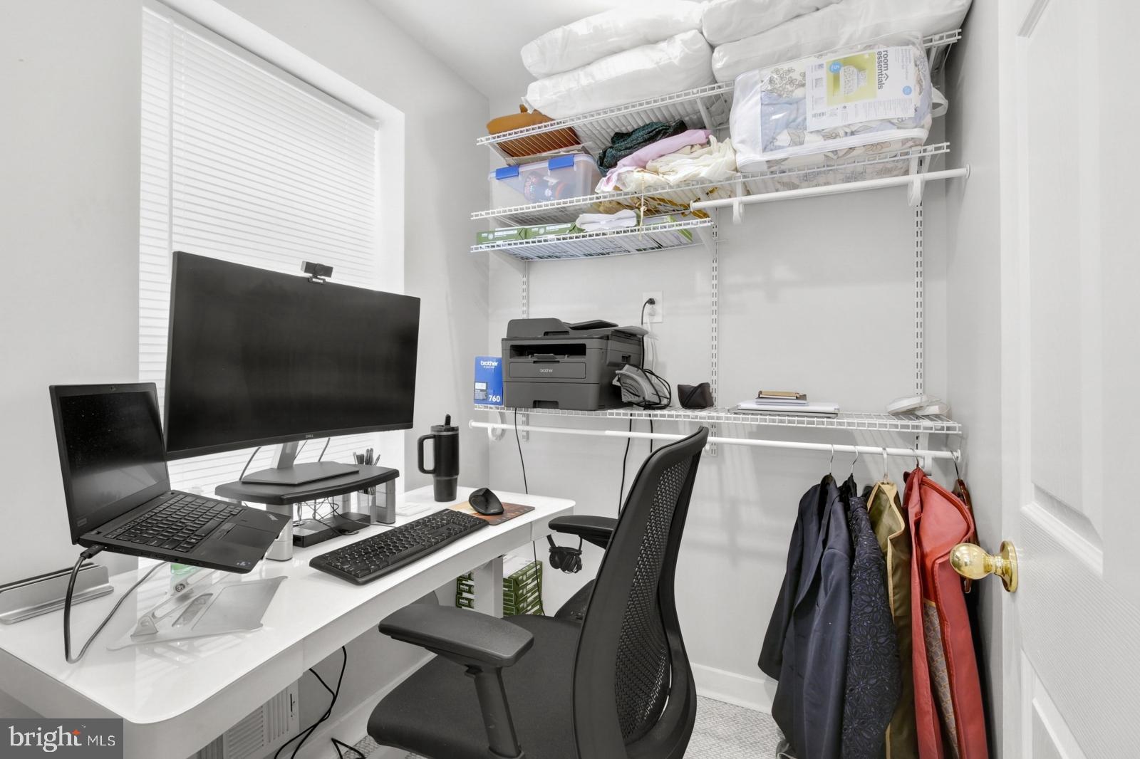 POINT BREEZE - Residential Lease