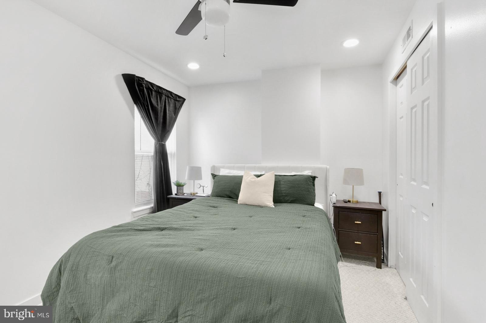 POINT BREEZE - Residential Lease