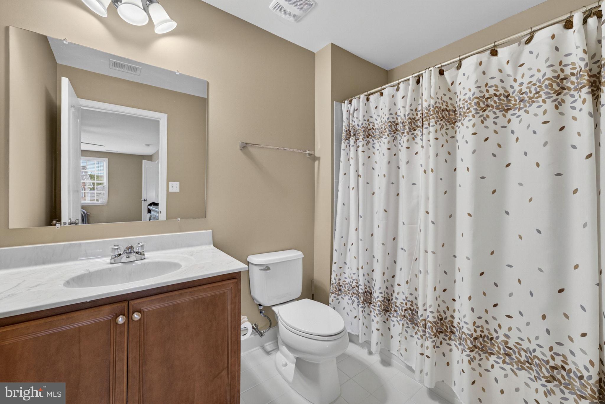 LOUDOUN VALLEY ESTATES 2 - Residential