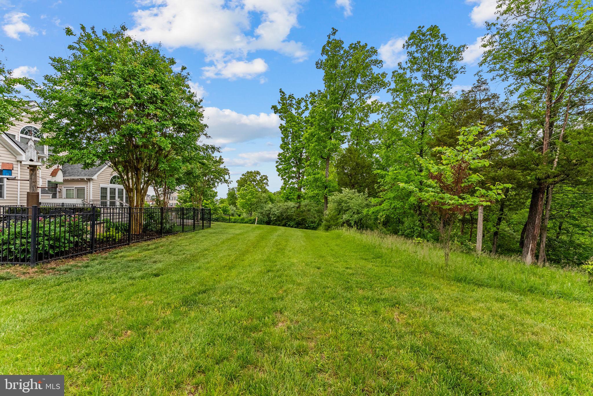 LOUDOUN VALLEY ESTATES 2 - Residential