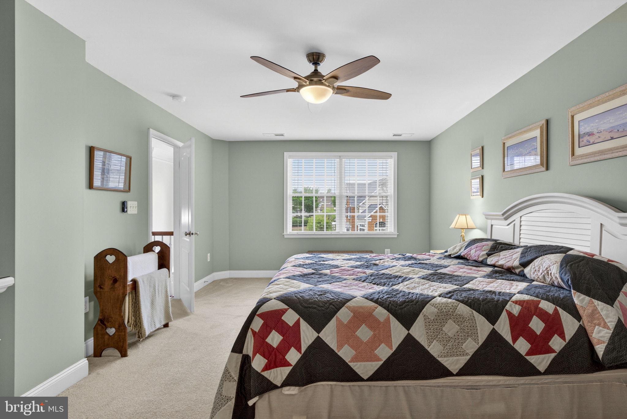 LOUDOUN VALLEY ESTATES 2 - Residential