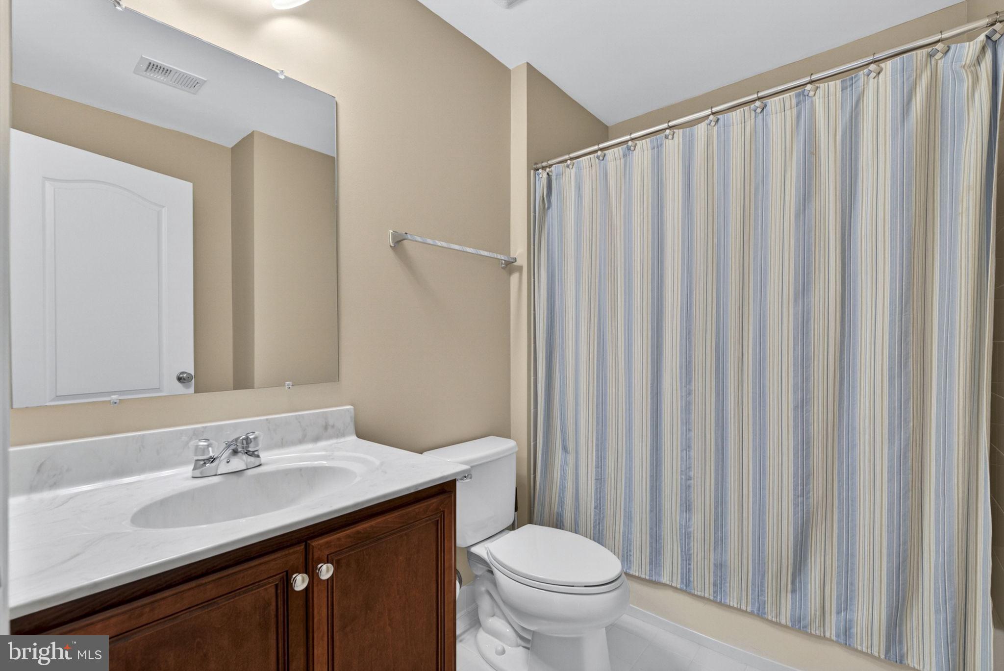 LOUDOUN VALLEY ESTATES 2 - Residential