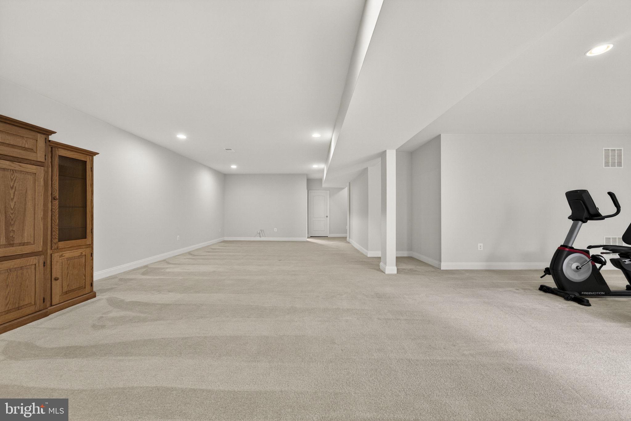 LOUDOUN VALLEY ESTATES 2 - Residential