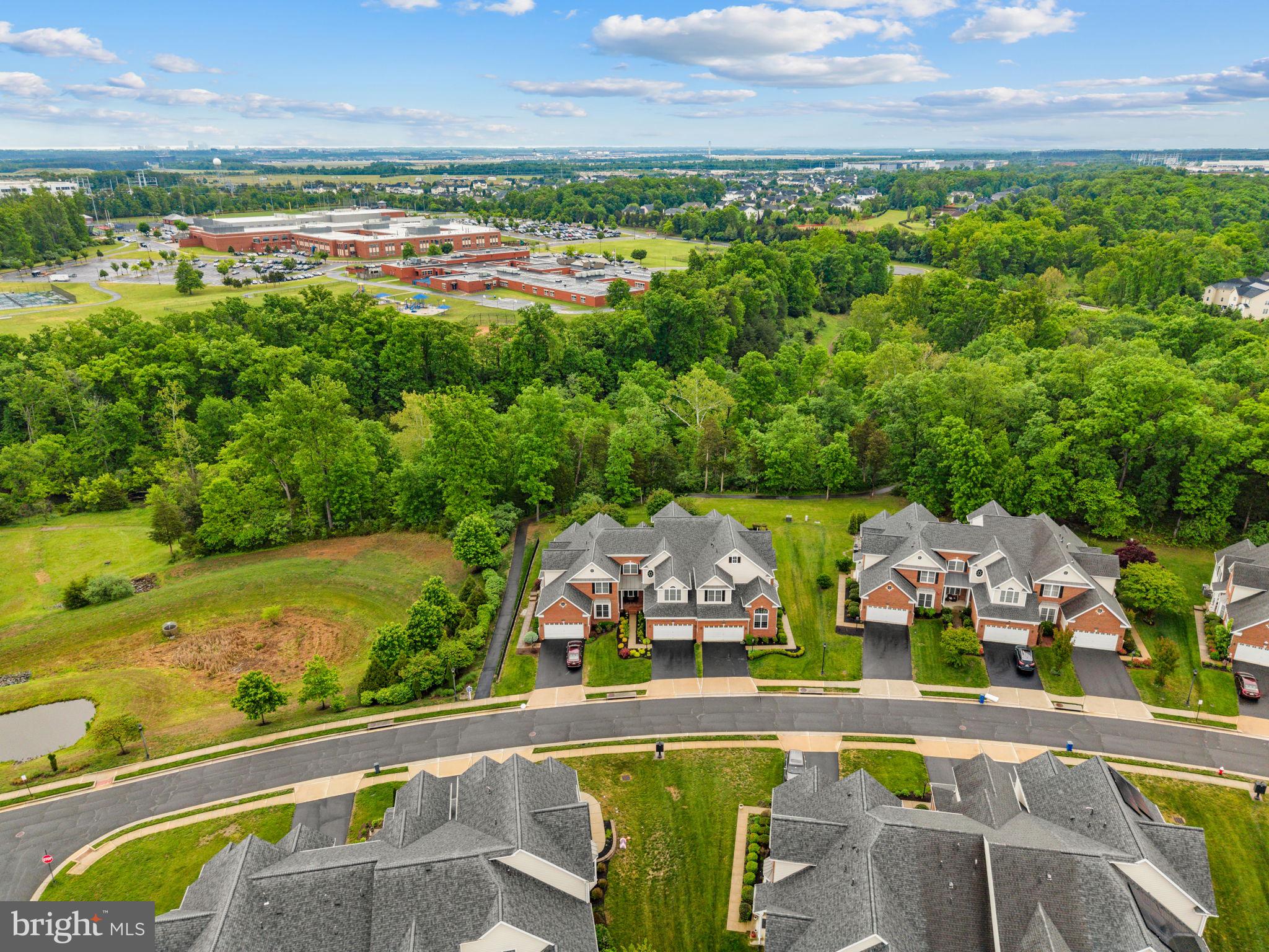 LOUDOUN VALLEY ESTATES 2 - Residential