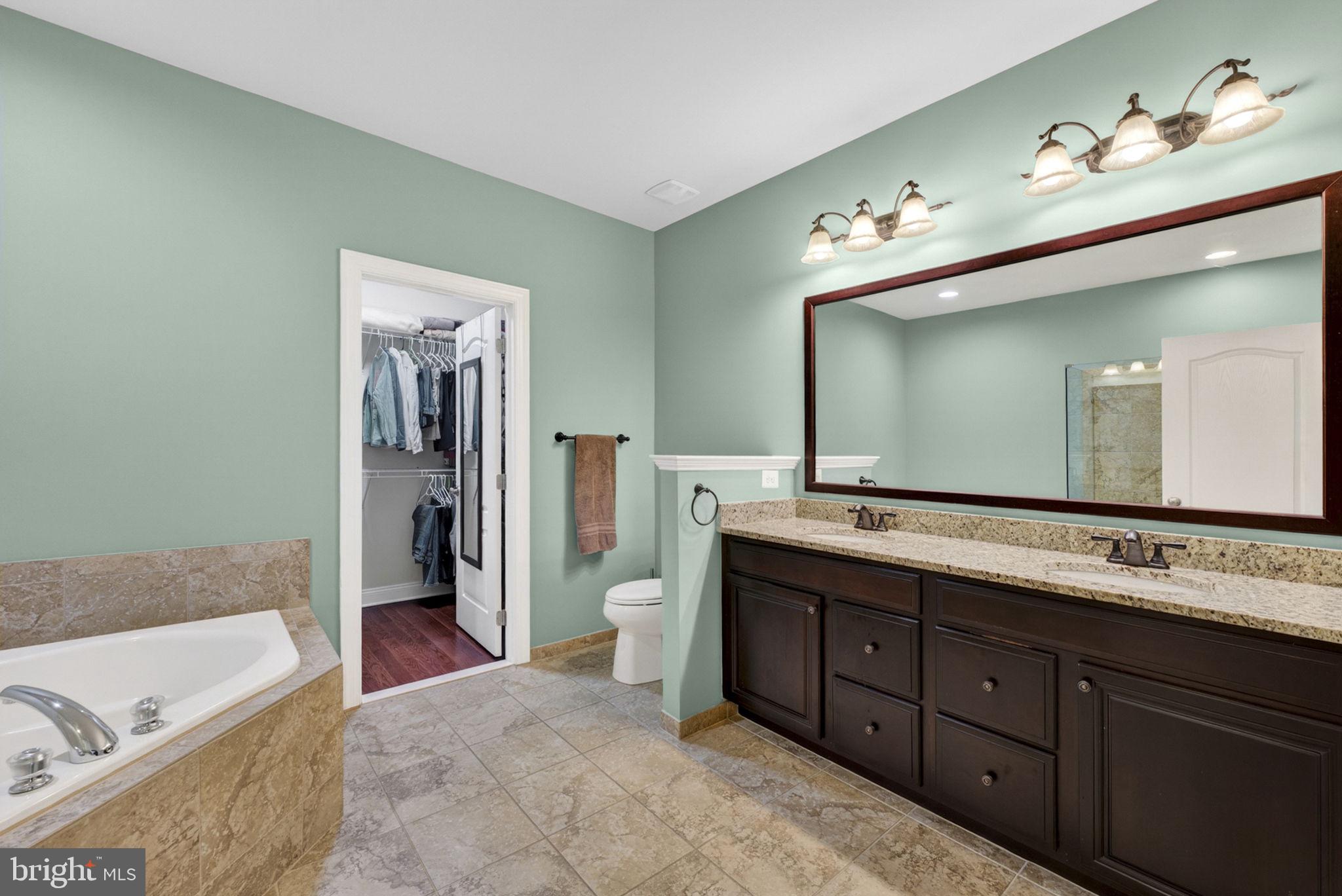 LOUDOUN VALLEY ESTATES 2 - Residential