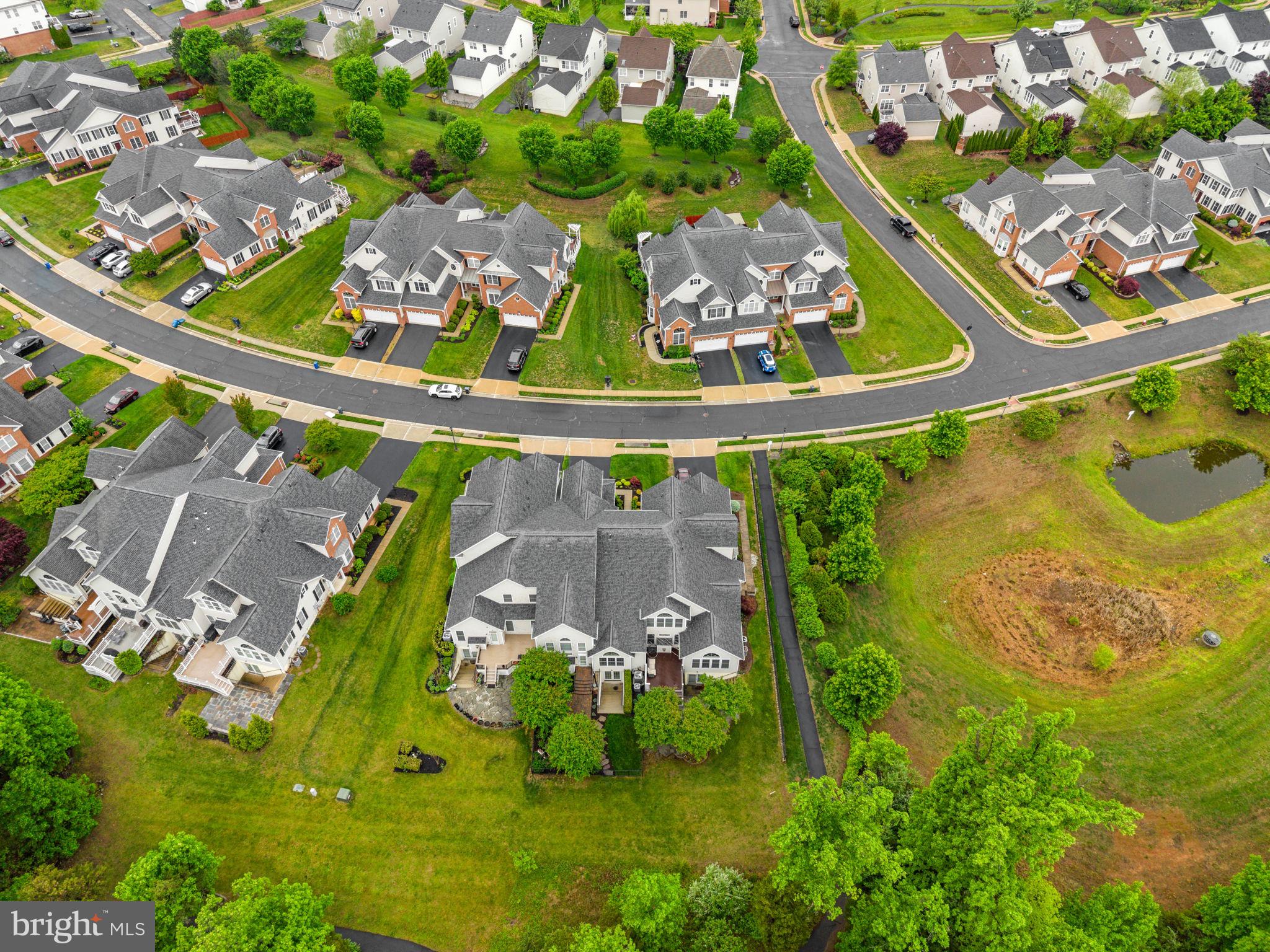 LOUDOUN VALLEY ESTATES 2 - Residential