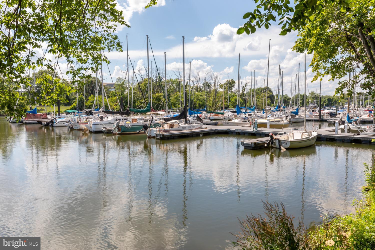 OLD TOWN NORTH - Residential