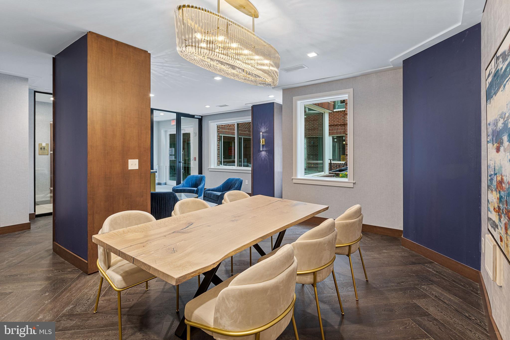 OLD TOWN NORTH - Residential