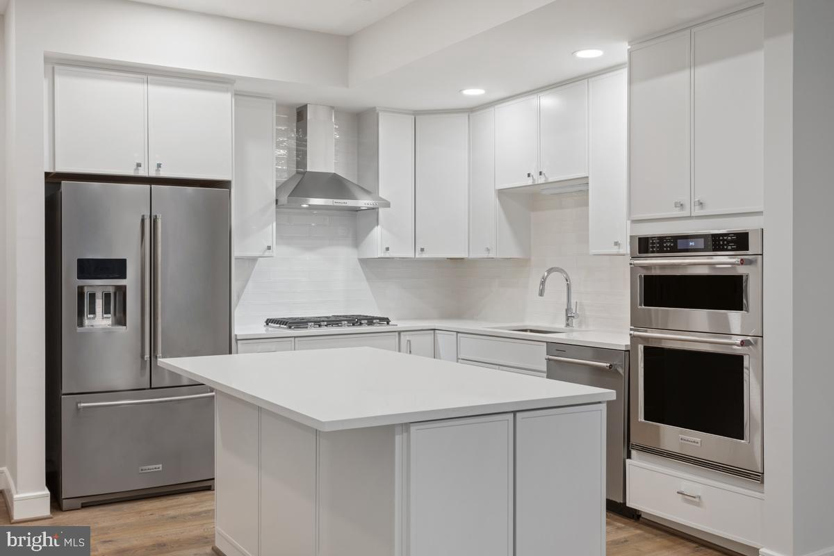 OLD TOWN NORTH - Residential