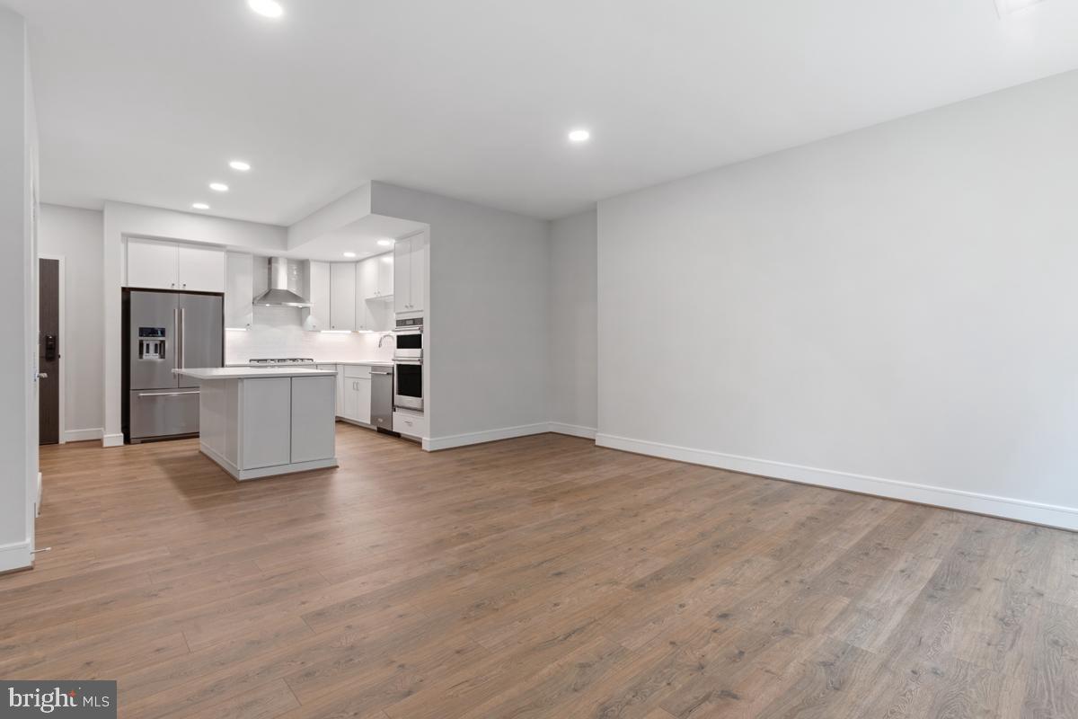 OLD TOWN NORTH - Residential