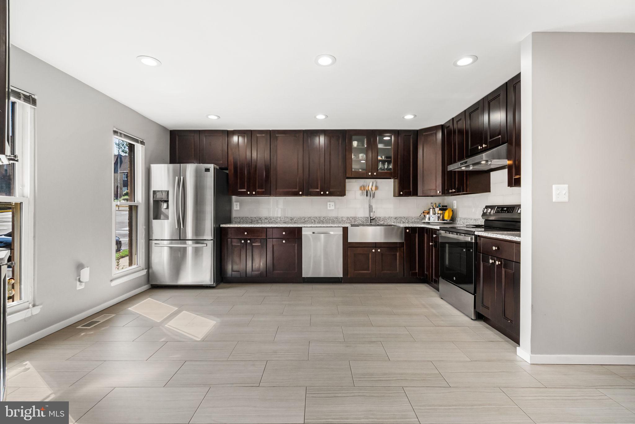 1722 CY COURT