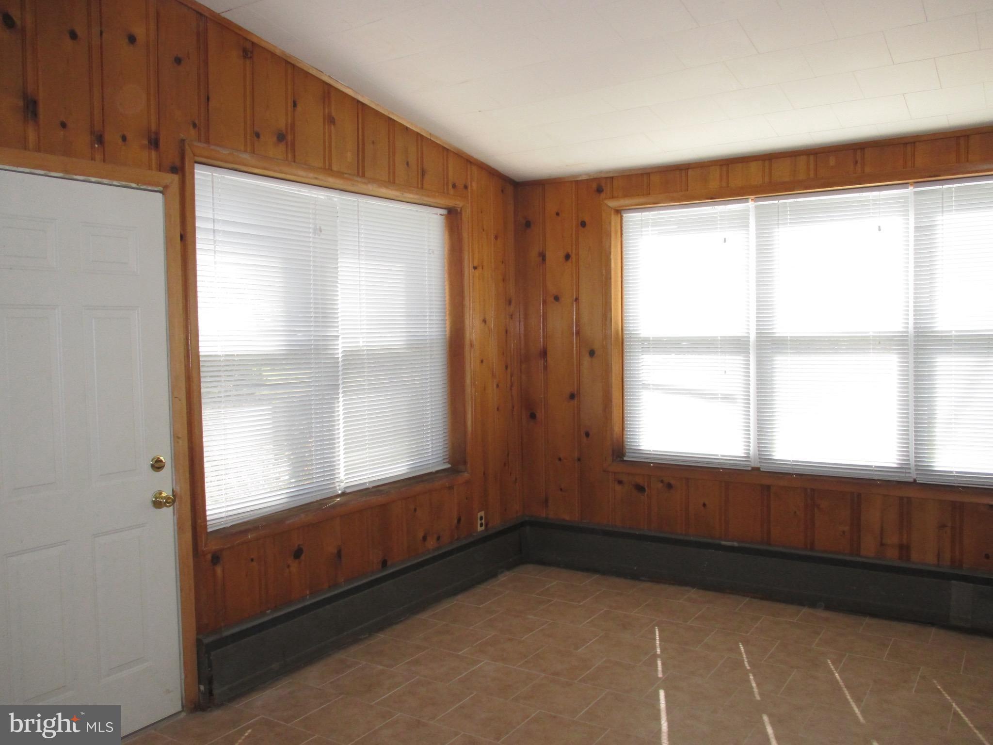 KENSINGTON - Residential