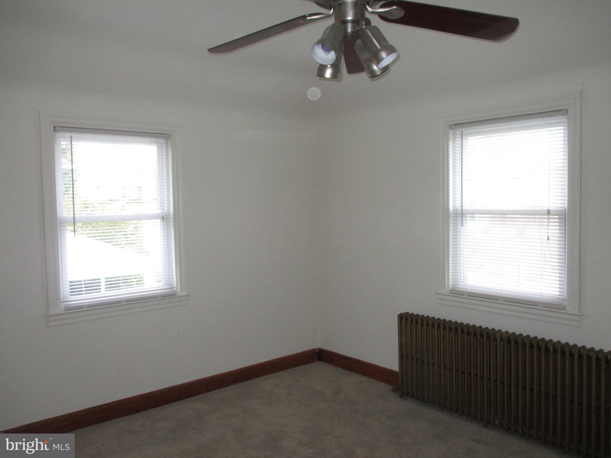 KENSINGTON - Residential