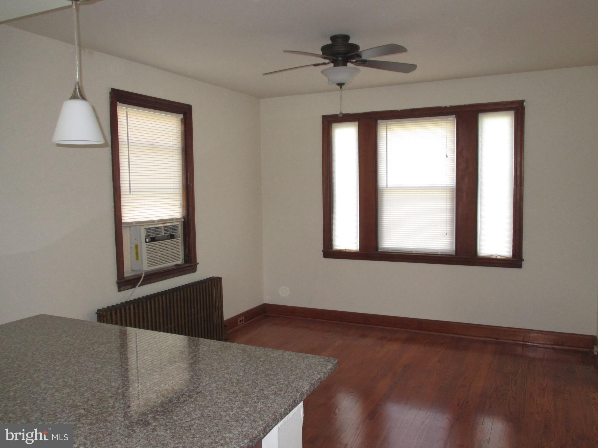 KENSINGTON - Residential