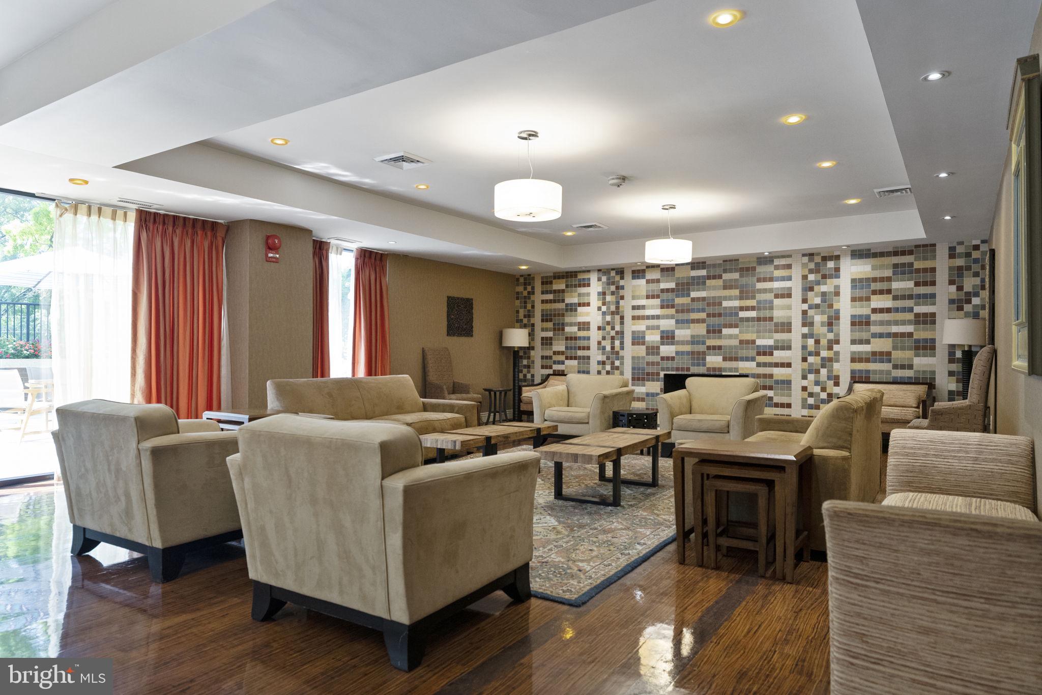 FRIENDSHIP HEIGHTS - Residential