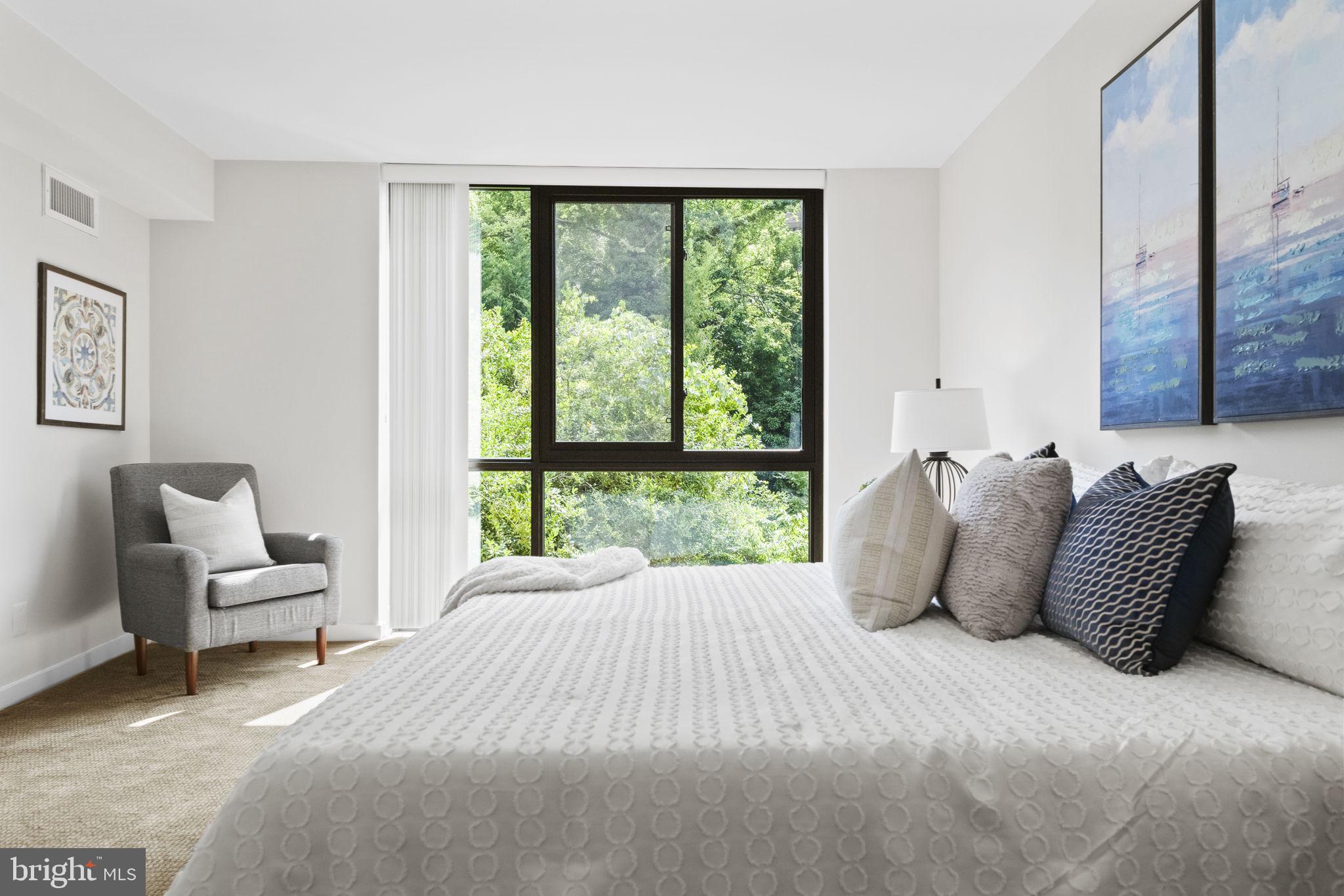 FRIENDSHIP HEIGHTS - Residential