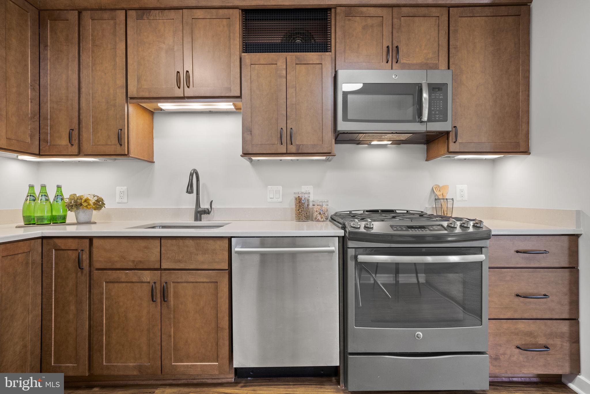 FRIENDSHIP HEIGHTS - Residential