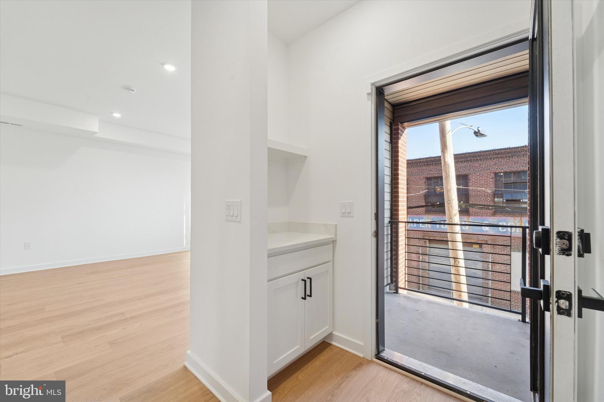 PORT RICHMOND - Residential