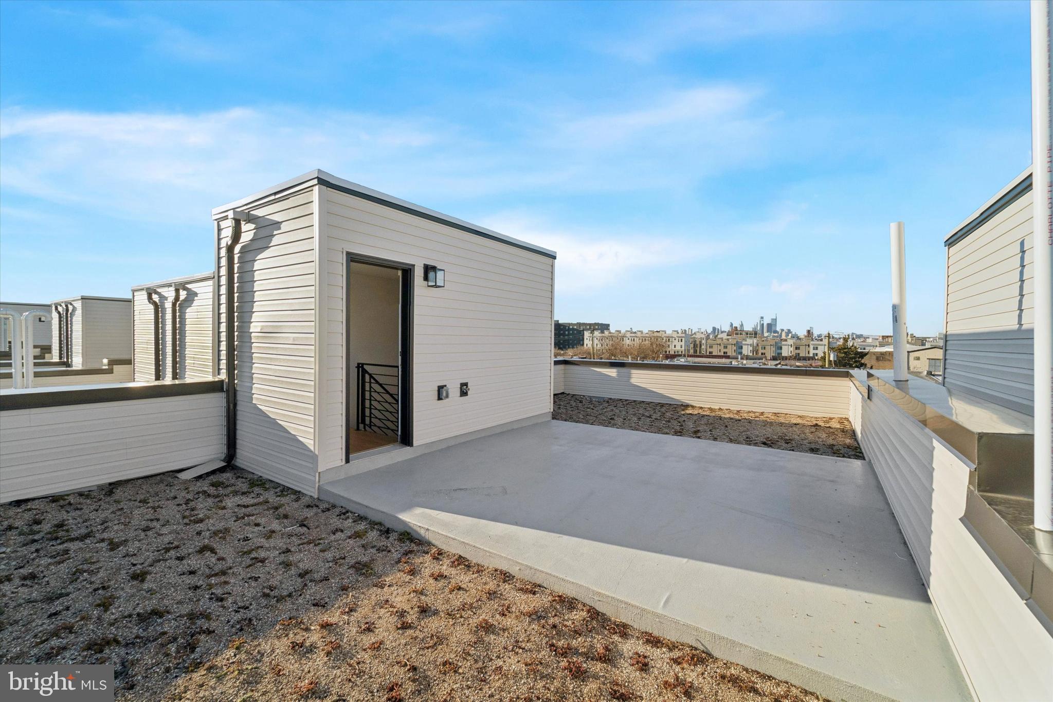 PORT RICHMOND - Residential