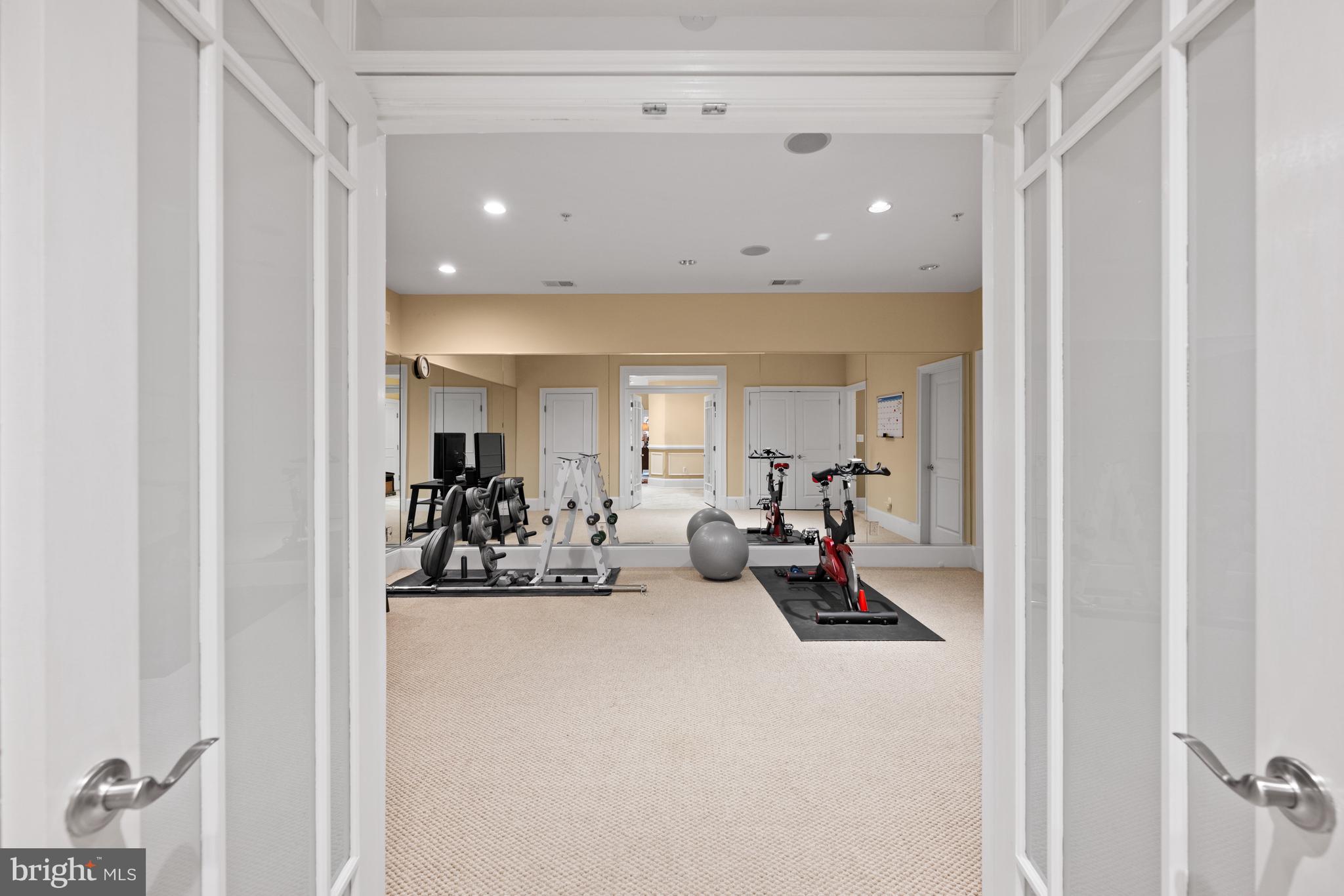 PARK POTOMAC - Residential