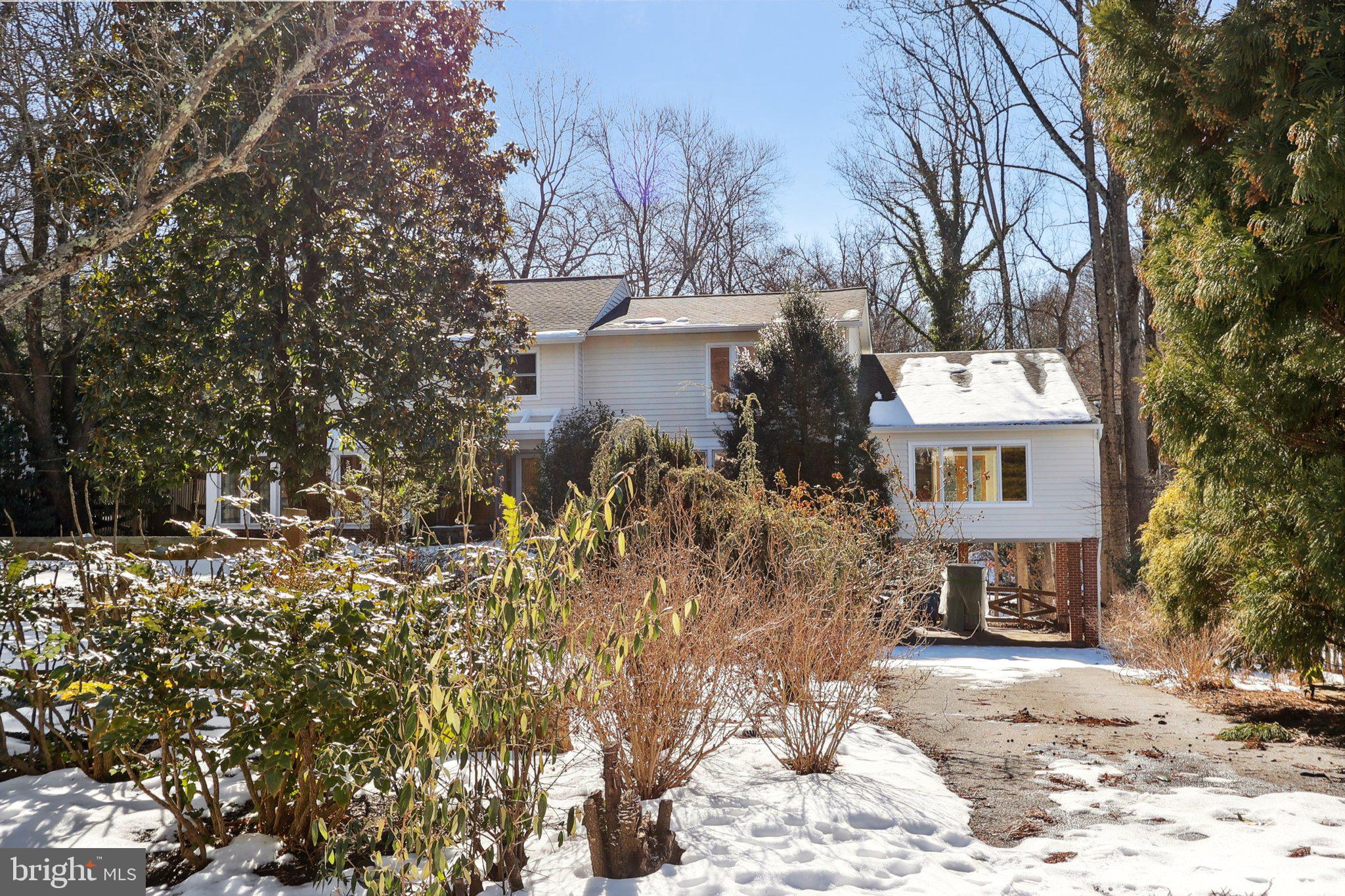 BURNING TREE MANOR - Residential