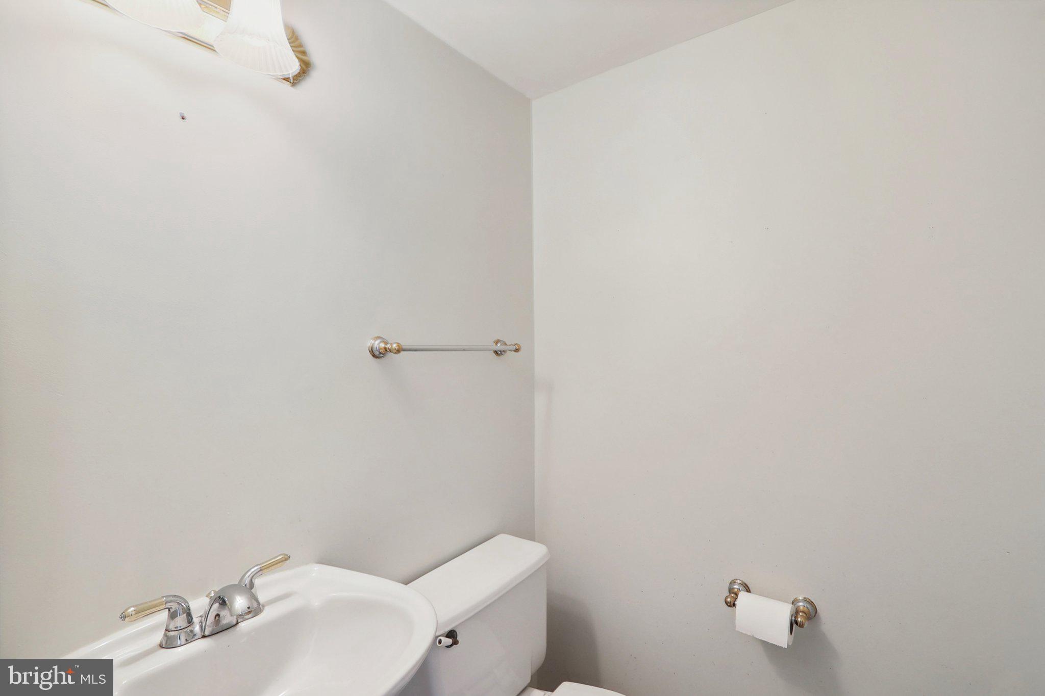 BURNING TREE MANOR - Residential