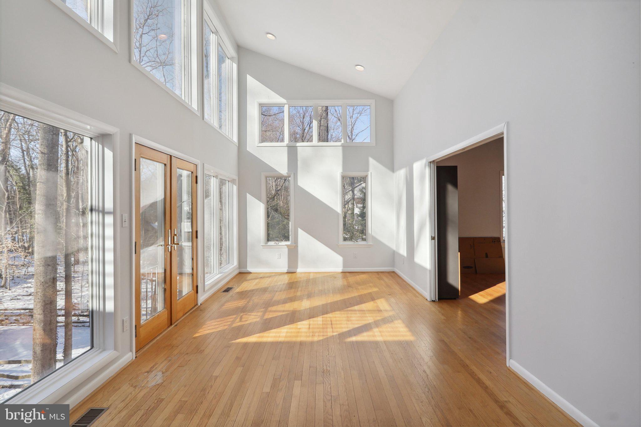 BURNING TREE MANOR - Residential